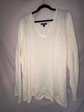 Roaman's Woman’s Cream V-Neck Knit Sweater